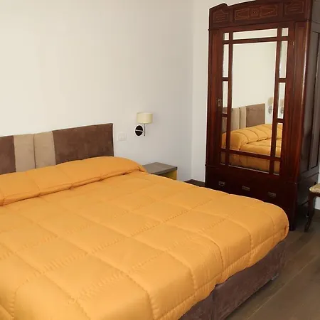Suite Rosso & Nero Lecce Buitenkant foto